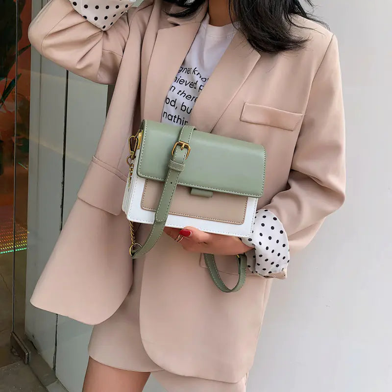 Versatile Chain Crossbody Bag